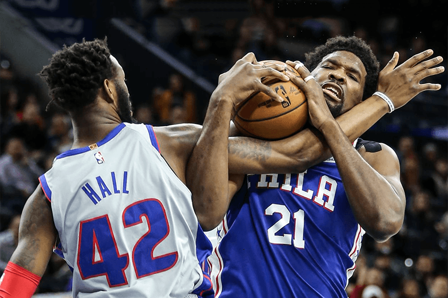 NBA đề nghị cầu thủ giảm đến... 50% lương để cùng đương đầu với bão COVID-19