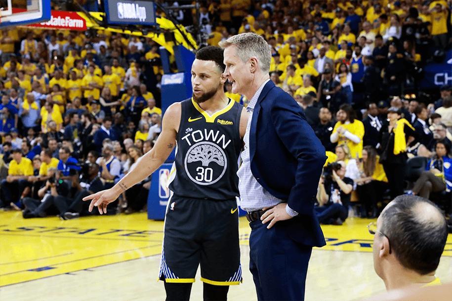 Stephen Curry hồi tưởng những ngày sốt cao, sợ sốt vó vì lo nhiễm COVID-19