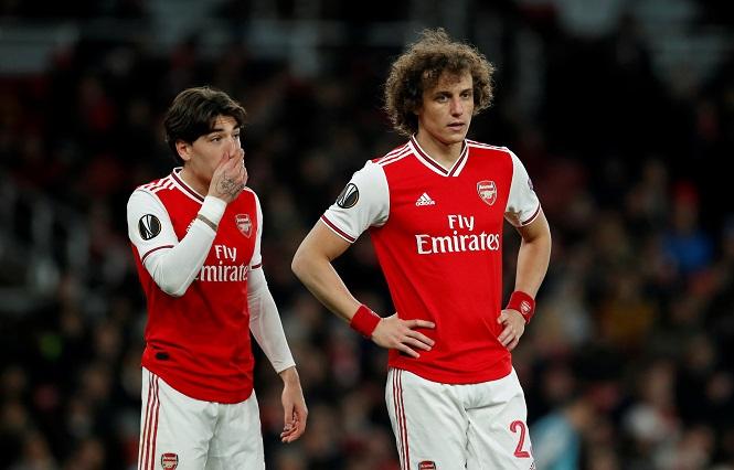 Ông chủ Arsenal ngày càng giàu hơn trong khi cầu thủ phải giảm lương