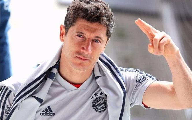 Lewandowski chỉ ra 5 tiền đạo mạnh nhất không có Messi và Ronaldo