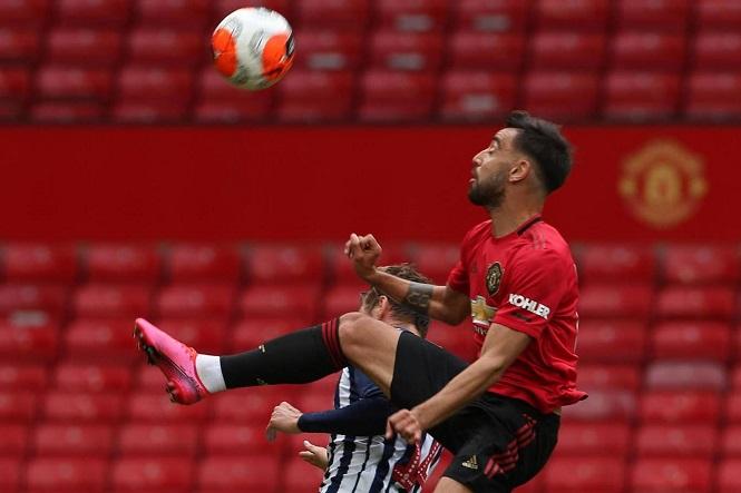 Bruno Fernandes sút hỏng phạt đền và ghi bàn cho MU ở giao hữu