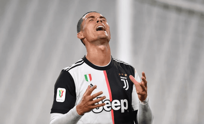Ronaldo tập luyện “điên cuồng” sau khi sút hỏng phạt đền