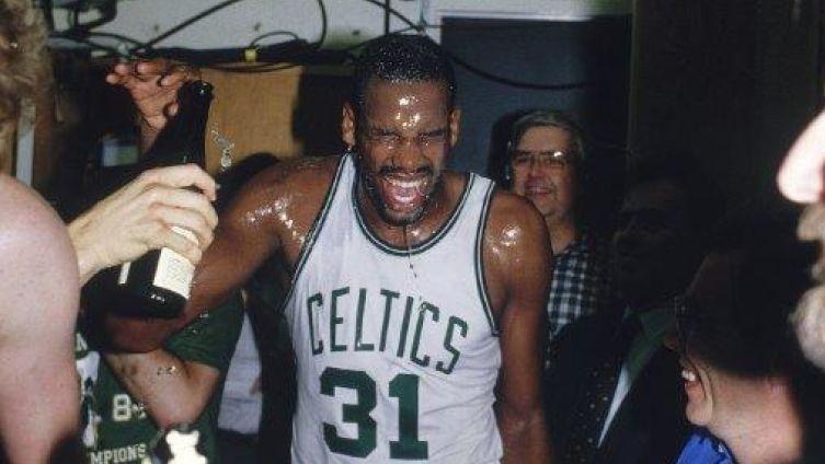 Đắng lòng với món quà rẻ tiền cho Finals MVP 1981