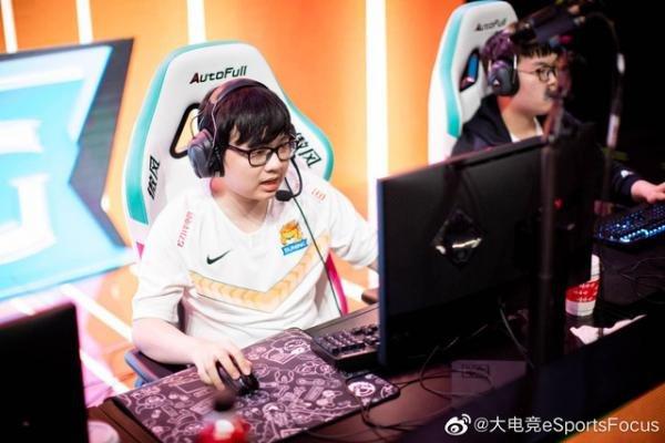 Suning thảm bại trước IG trong ngày SofM thi đấu mờ nhạt
