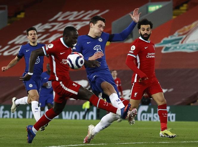 Mane bị tố né các quả phạt đền để Salah không ghi bàn