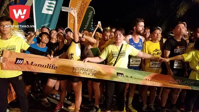 Những hình ảnh ấn tượng Manulife Danang International Marathon 2017