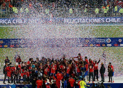 Chùm ảnh Chile đăng quang Copa America, Messi lần thứ 2 về nhì trong vòng 2 năm