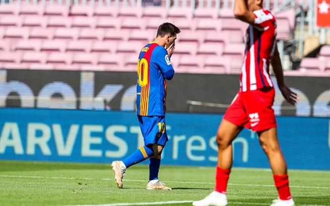 Messi bỏ lỡ siêu phẩm cho Barca trước Atletico Madrid