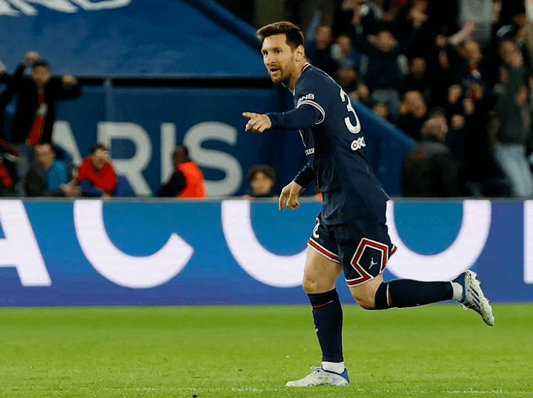 Messi vô địch Ligue 1 và xếp thứ hai về danh hiệu nhiều nhất lịch sử