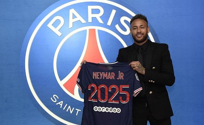 Neymar gia hạn có thể ảnh hưởng đến tương lai của Messi