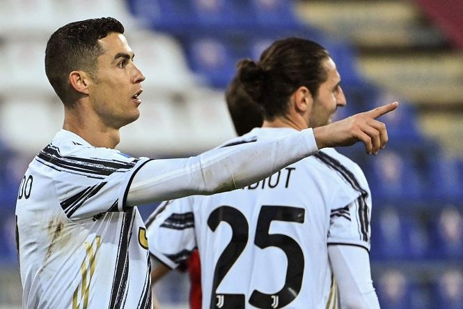 Cristiano Ronaldo gửi thông điệp sau khi vượt qua kỷ lục của Pele